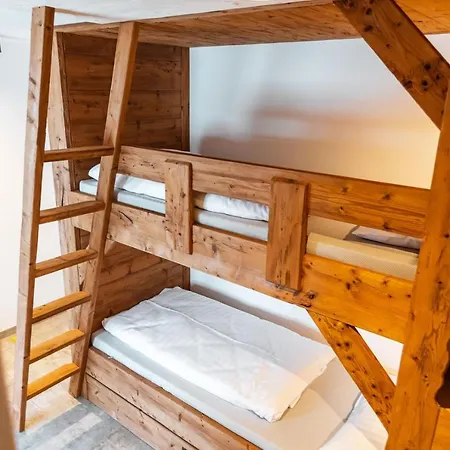 Zugspitze Glueck.auf Waldidylle